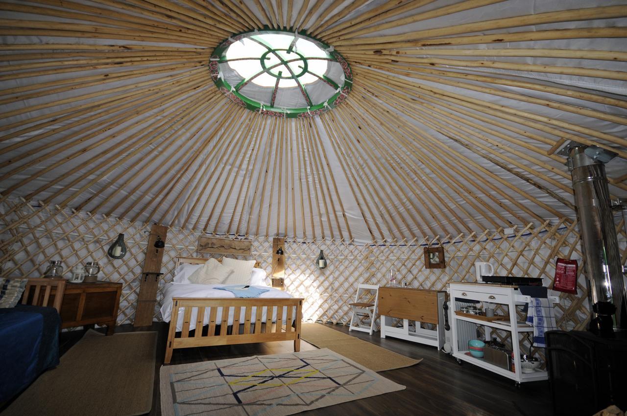 Glamping On The Hill Hotell Mells Exteriör bild